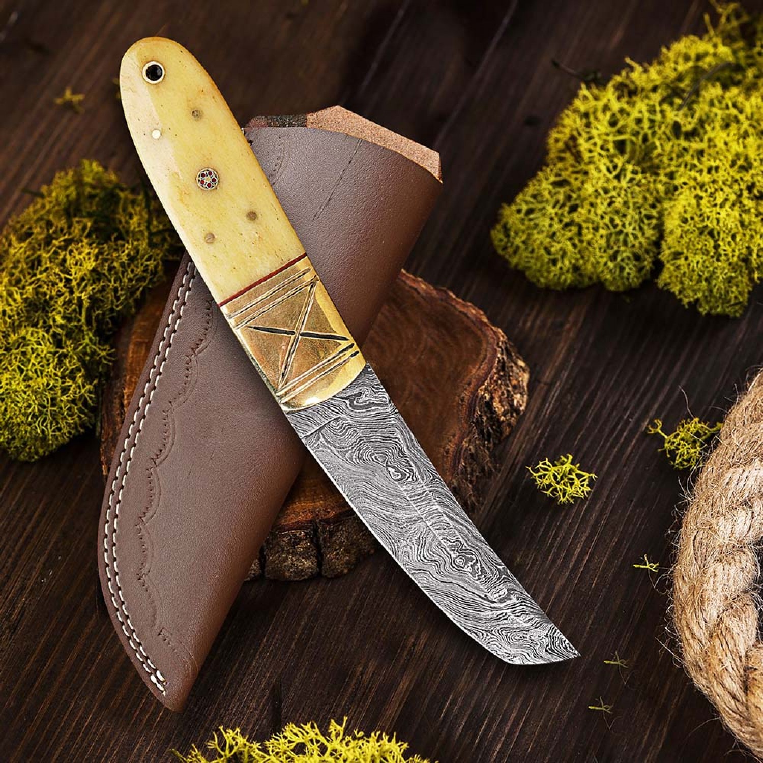  Handmade Damascus Steel Tanto Knif Focuses on the knife’s superior sharpness and performance / HB-1104